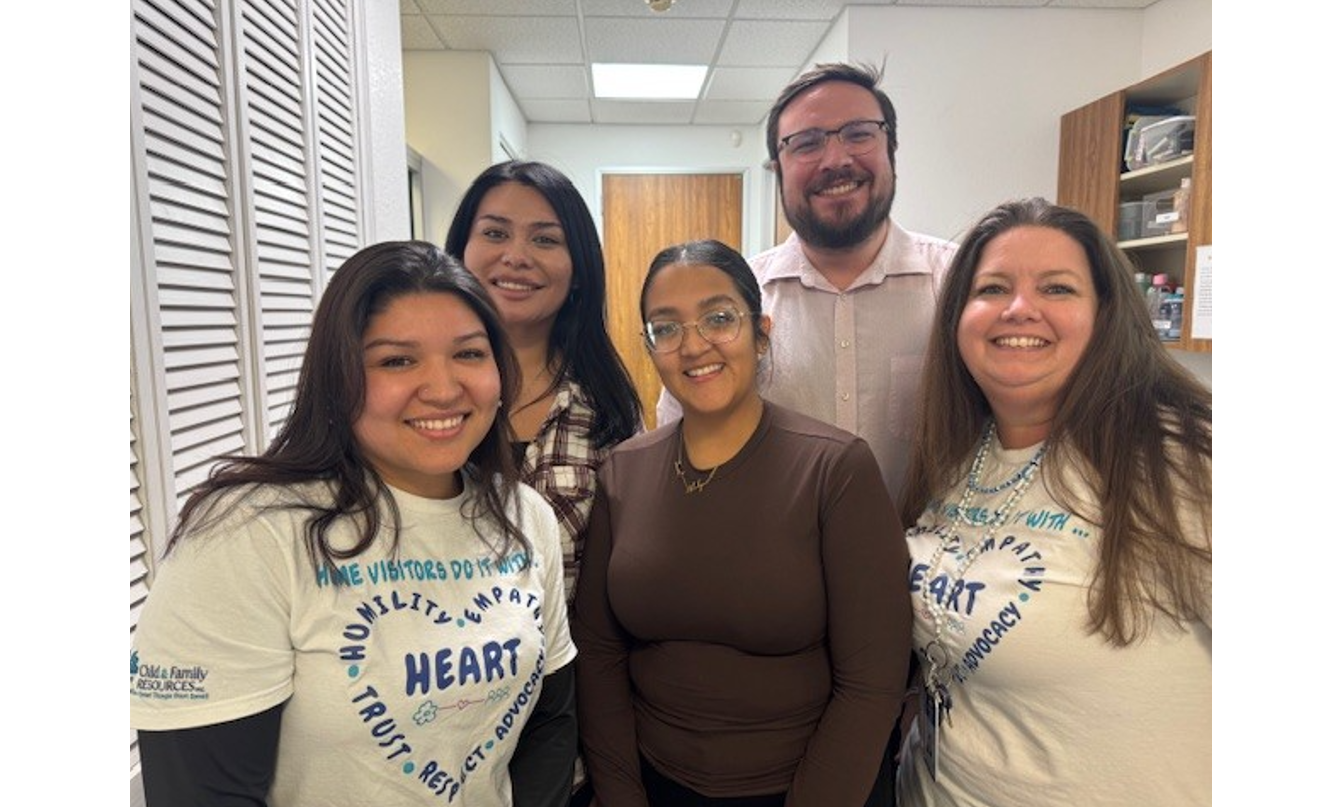 Staff from Arizona Health Start